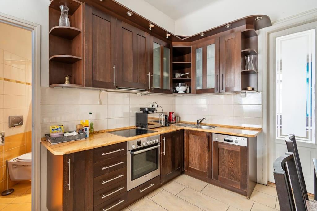 Budapest Basilica Apartment Budapeste Exterior foto